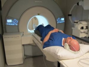 Магнитно резонансная томография спины